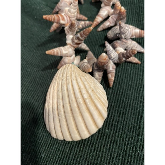 Handmade‎ Shell Necklace Pullover 16" - Picture 5 of 7
